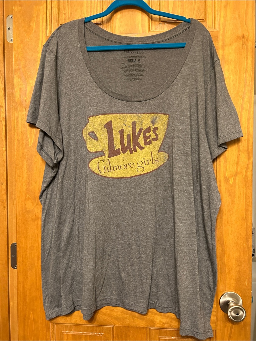 Torrid Gilmore Girls Luke’s Diner Coffee tee size 5 5x